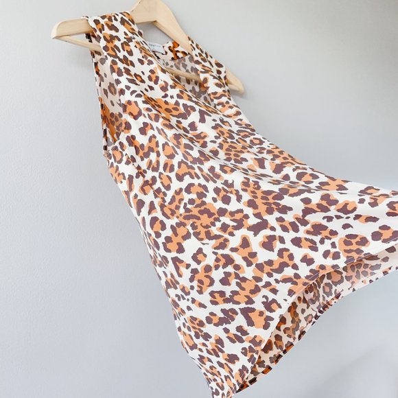 Babaton Artizia Akira Blouse LIKE NEW animal print women's shirts small - Picture 7 of 17